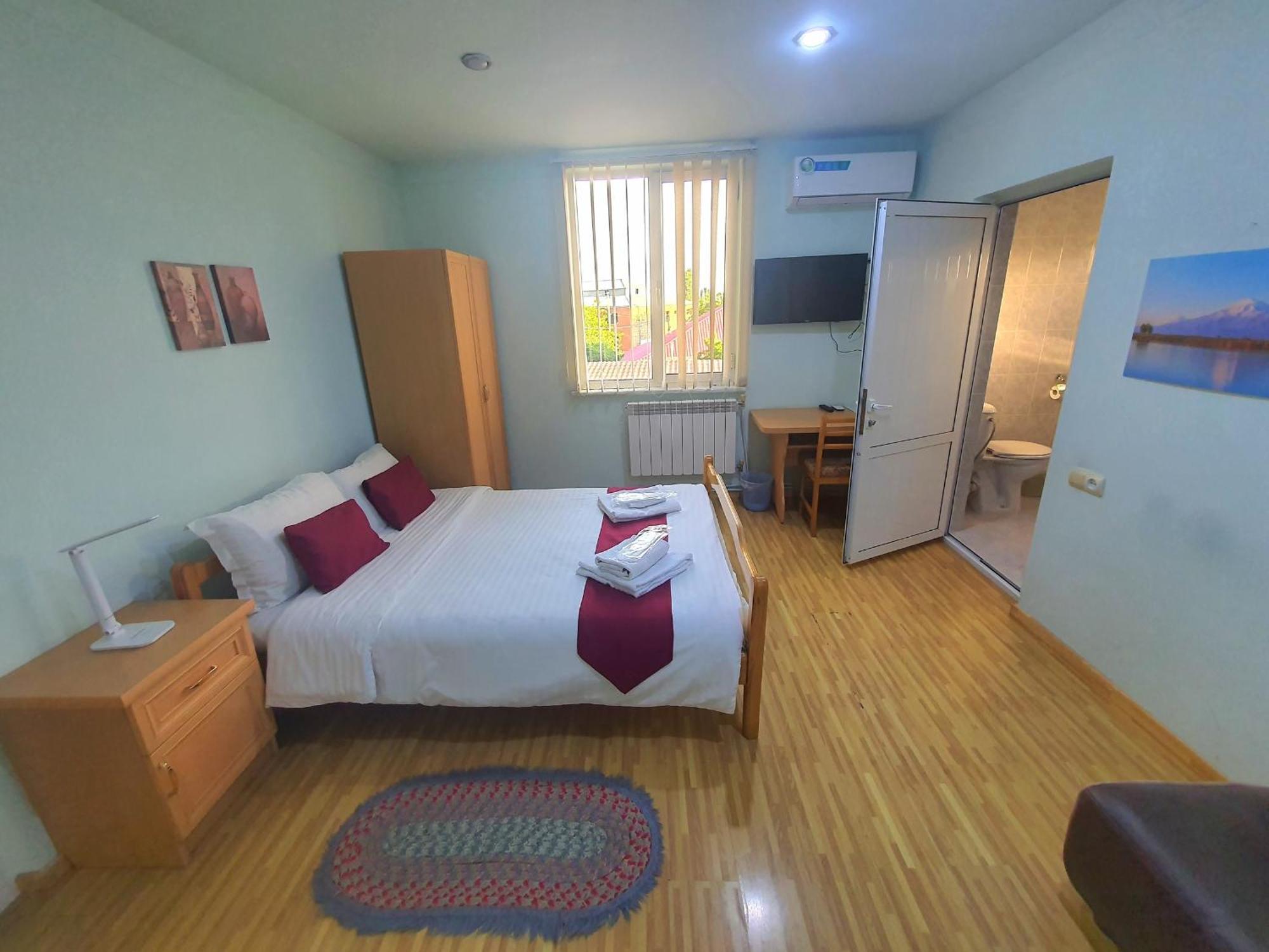 Bed and Breakfast Kesabella Touristic House à P'arak'ar Extérieur photo